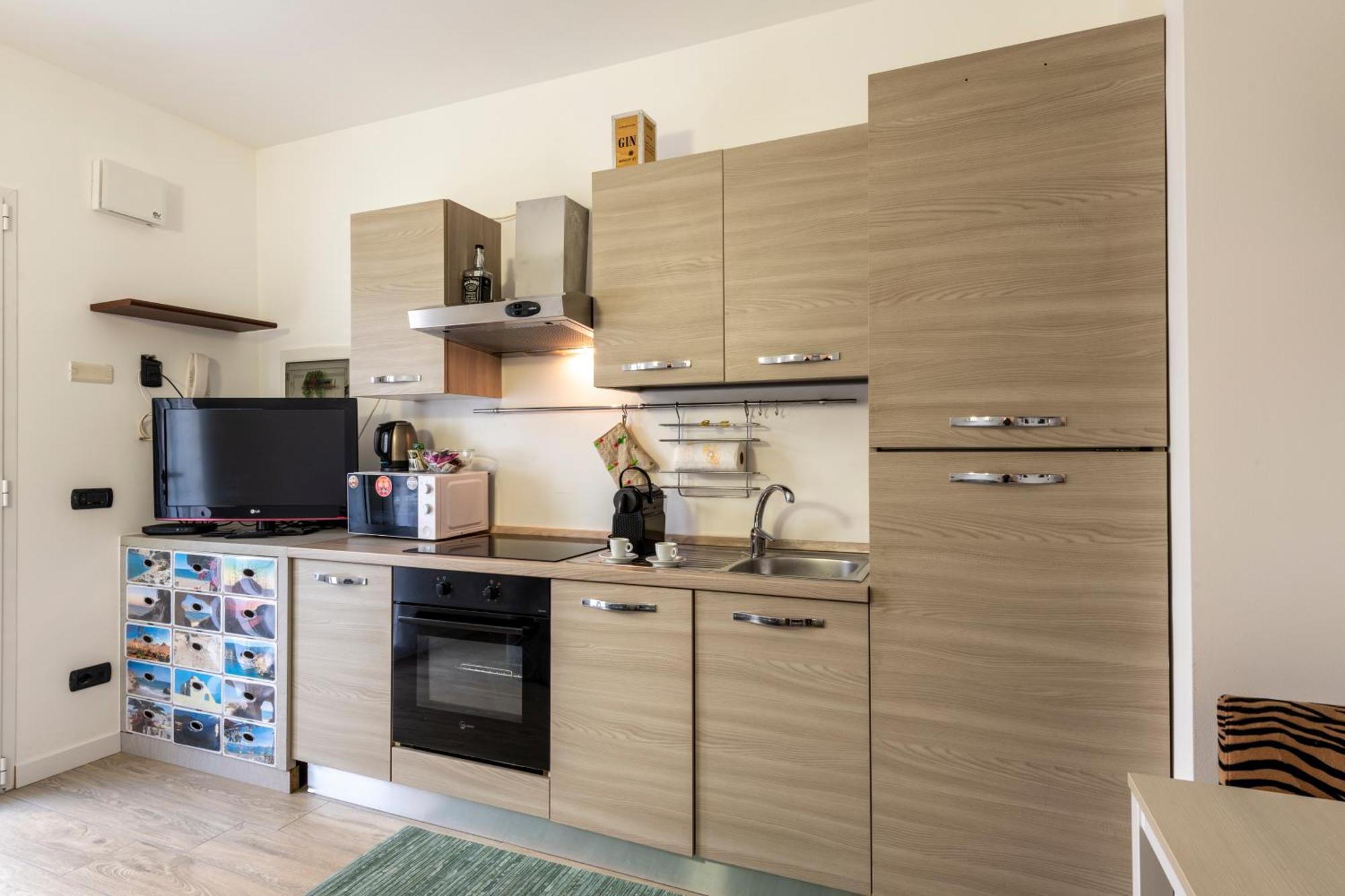 Bnbutler - Archimede 53 - Bright Studio — Photos 2